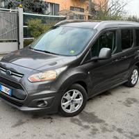 Ford Tourneo Connect 2015, furgoncino 5 posti