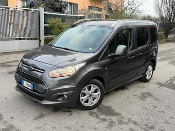 Ford Tourneo Connect 2015, furgoncino 5 posti