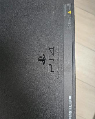 play station 4 + giochi