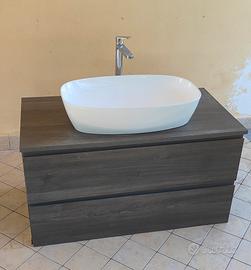 Mobile bagno con lavabo