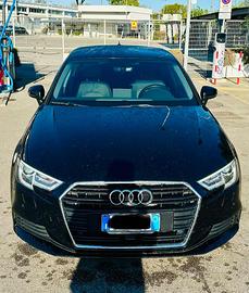 AUDI A3 SPORTBACK S-TRONIC BUSINESS