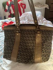 Borsa fendi vintage originale Abbigliamento e Accessori In vendita a Roma