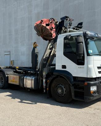 STRALIS SCARRABILE E GRU