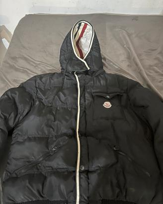Moncler vintage con cappuccio