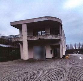 Complesso immobiliare a Viadana (MN).