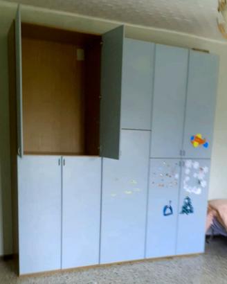 Armadio a 6 ante cameretta