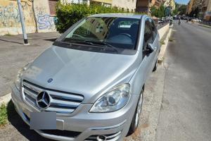 MERCEDES B 180 CDI