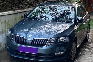 SKODA Octavia 3a serie 1.5 DSG Wagon Style G-Tec