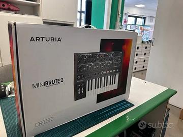 Arturia MiniBrute 2 - Synth analogico