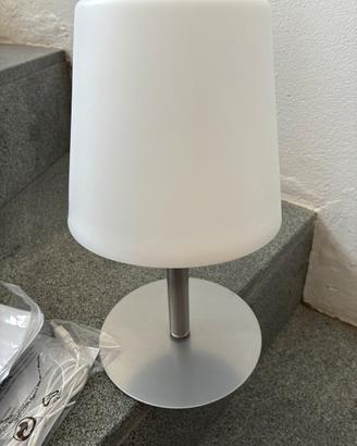 Lampada da tavolo