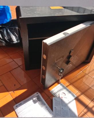 cassaforte CISA Nuova con combinazione