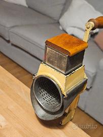 Macinino a mano vintage 