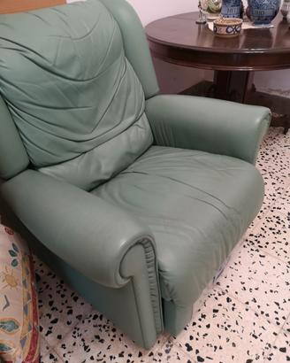 poltrona reclinabile manualmente 