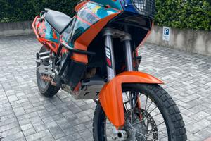 KTM 950 ADVENTURE