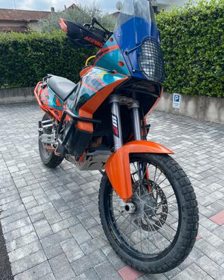 KTM 950 ADVENTURE