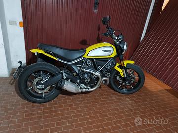 Ducati Scrambler Icon Gialla (2022) - Solo 2600 km