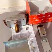 CISA elettroserratura per cancelli 11721