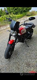Ducati scrambler 800 ICON RED