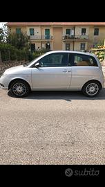 Lancia Ypsilon 1.4 Ecochic GPL 145000 km 08/2009