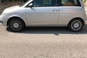 Lancia Ypsilon 1.4 Ecochic GPL 145000 km 08/2009