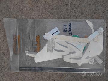 adesivi malaguti rst special marlboro