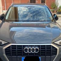 Audi q 3 II serie cambio automatico anno 2019