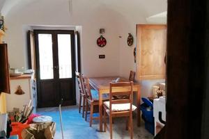 Terratetto panoramico ristrutturato arredato