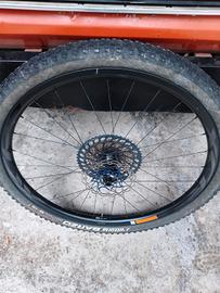 Ruote complete tubeless 29 Giant Xr2