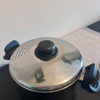 Pentola cuocipasta Moneta 22cm utilizzata poc