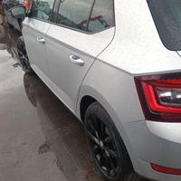 porta ant post dx sx Skoda Fabia III 2016/21