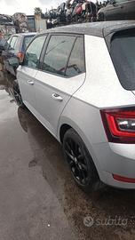 porta ant post dx sx Skoda Fabia III 2016/21