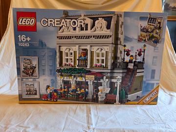 LEGO 10243 Creator Expert Parisian Restaurant NEW