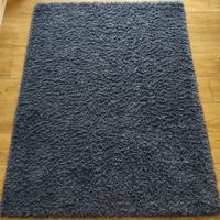 tappeto stanzetta blu