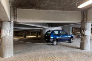 Posti auto coperti a Pila - Complesso G7