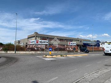 CAPANNONE A SAN GIOVANNI LUPATOTO