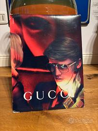 Insegna pubblicitaria Gucci