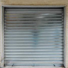 Saracinesca per negozi e box garage
