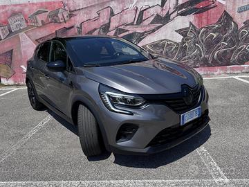 Renault Captur Full Hybrid Rive Gauche