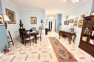 Appart. In parco adiacente alla villa comunale