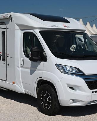 Bürstner Nexxo Van T 590g compatto per la coppia