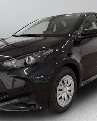 Toyota Yaris 1.5 Hybrid 5 porte Active KM 0 VARI A