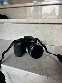 Nikon Coolpix B700