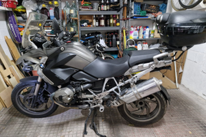 BMW R 1200 GS incidentata