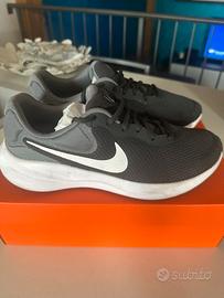 Scarpe nike revolition 7 numero 42,5