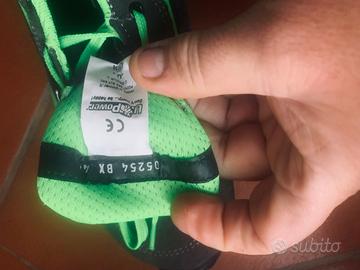 Scarpe mai usate nuove