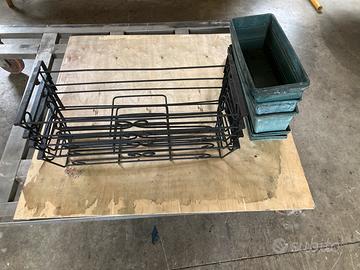 Porta vasi da balcone