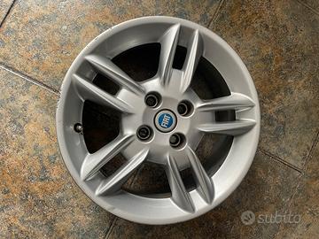 Cerchi in lega 15" per FIAT Punto Sporting