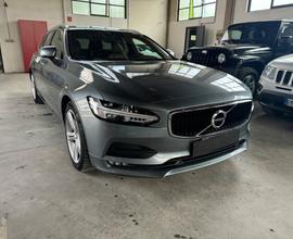 Volvo V90 D4 AWD Geartronic Momentum