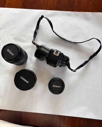 MACCHINA FOTOGRAFICA NIKON