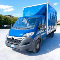 Citroen Jumper con pedana di carico idraulica